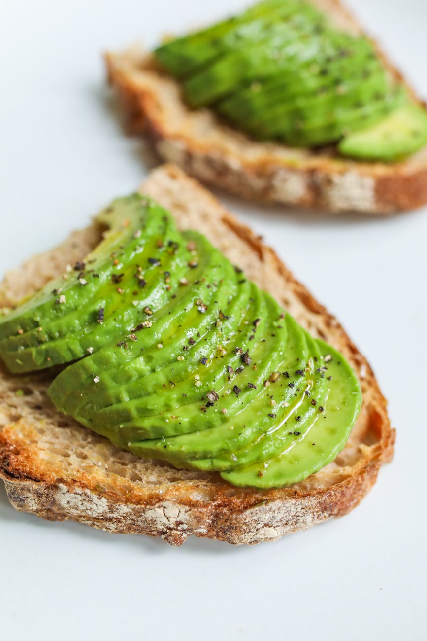 Exploring the Keto Diet: Benefits and Challenges
